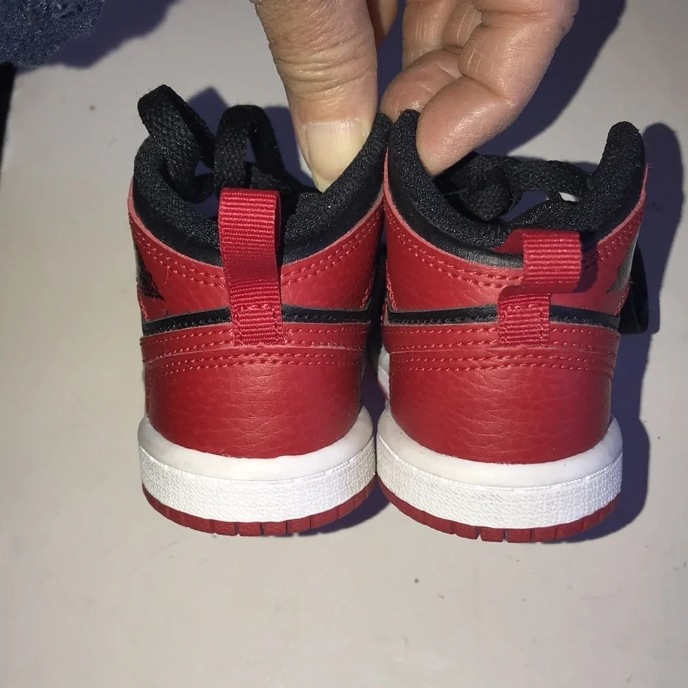 Kids Unisex Nike Hi-Top Sneakers